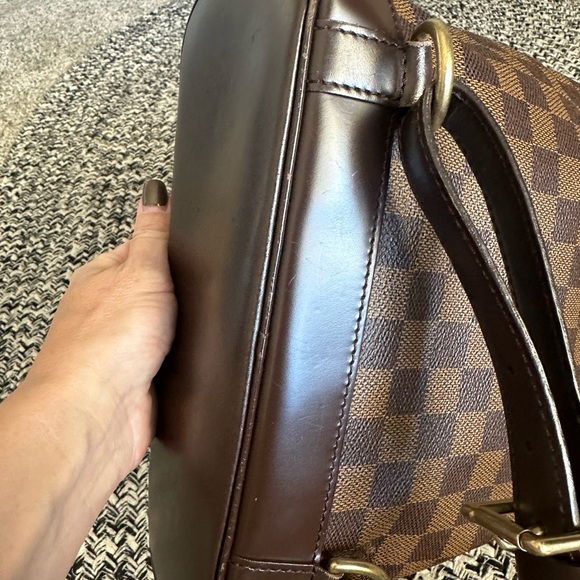 ⭐️Authentic Louis Vuitton Soho backpack. - Picture 6 of 16